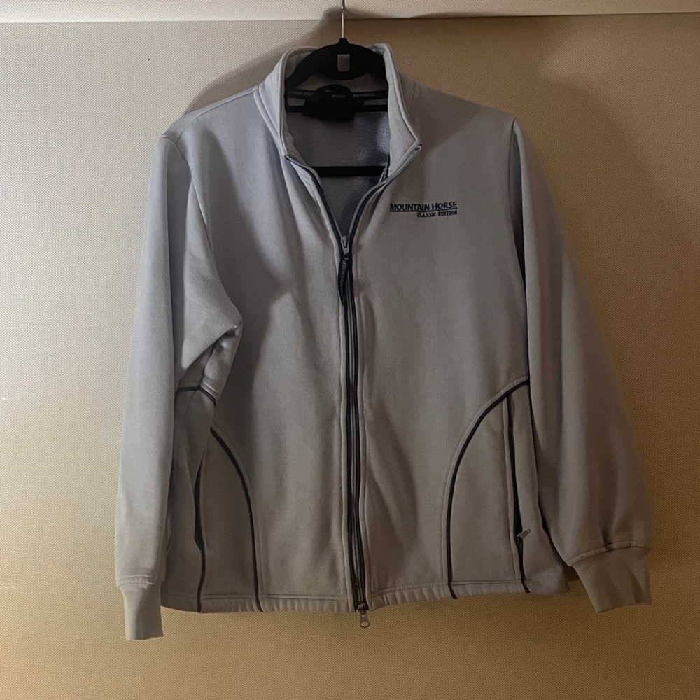 Lavender Full-Zip Jacket by Mountain Horse. Size L